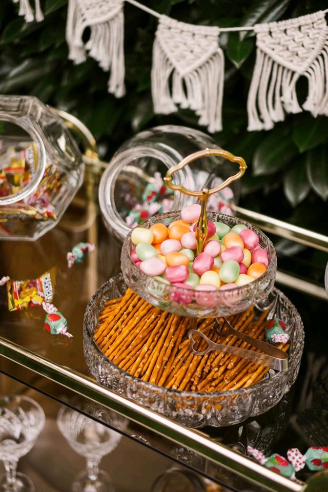 LEIHEN | Candybar | goldener Servierwagen | Hochzeit | Geburtstag in Kappelrodeck