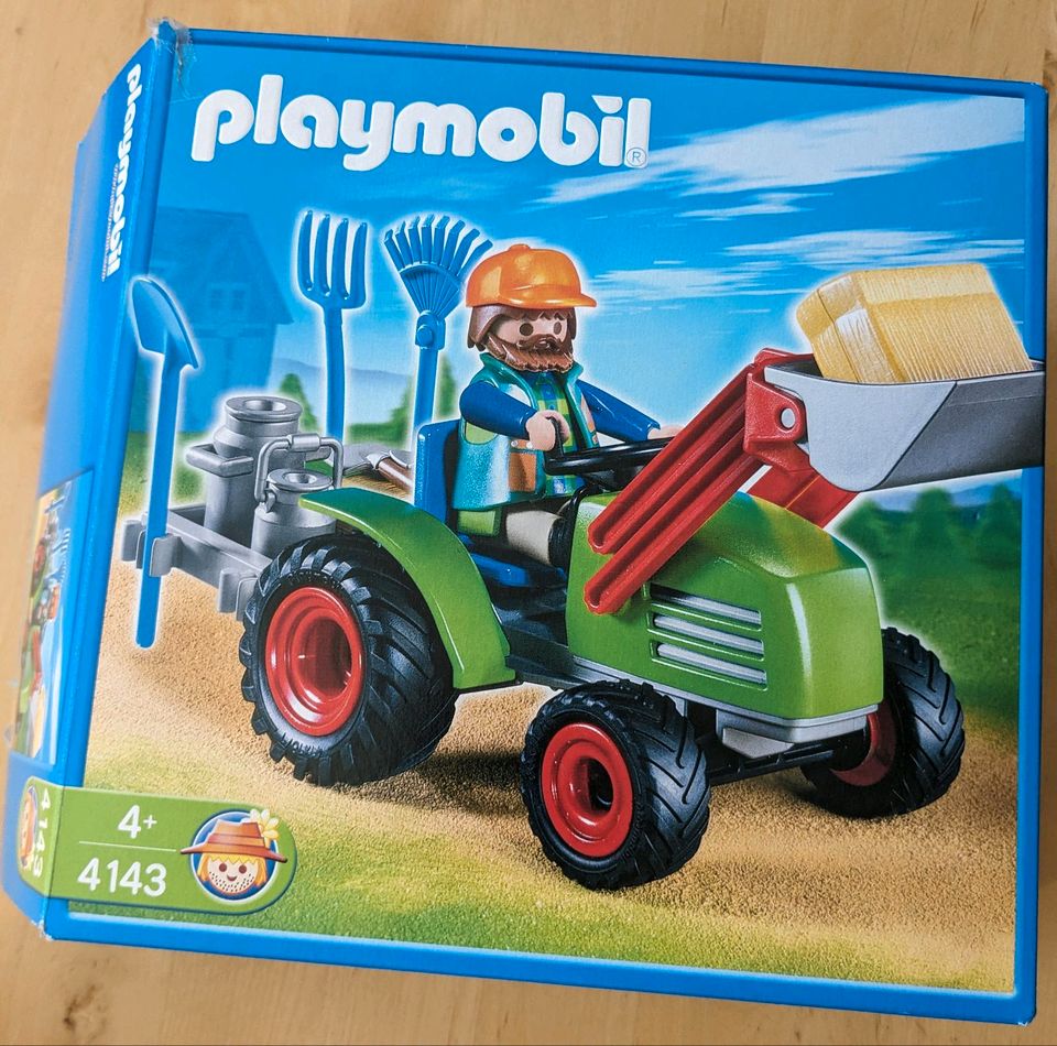 Playmobil Multifunktionstraktor 4143 in Essen