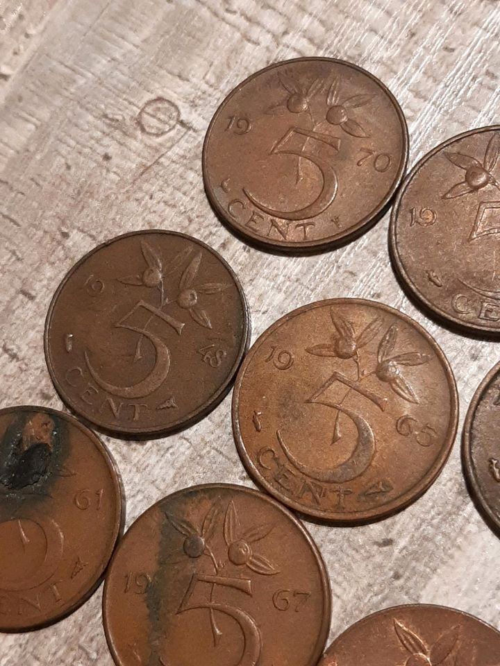 belgische 5-Franken-Münzen von 1949 bis 1975. Die Münzen in Moers
