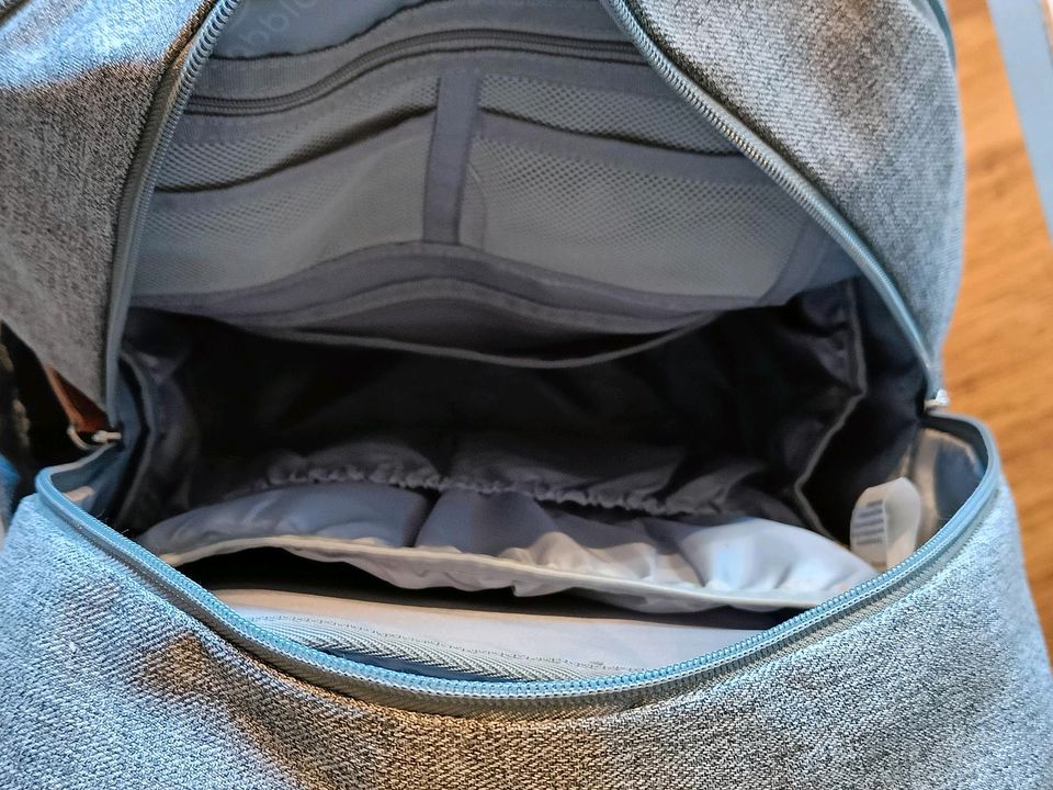 BabbleRo Wickelrucksack / Wickeltasche mit Unterlage, grau in Voerde (Niederrhein)