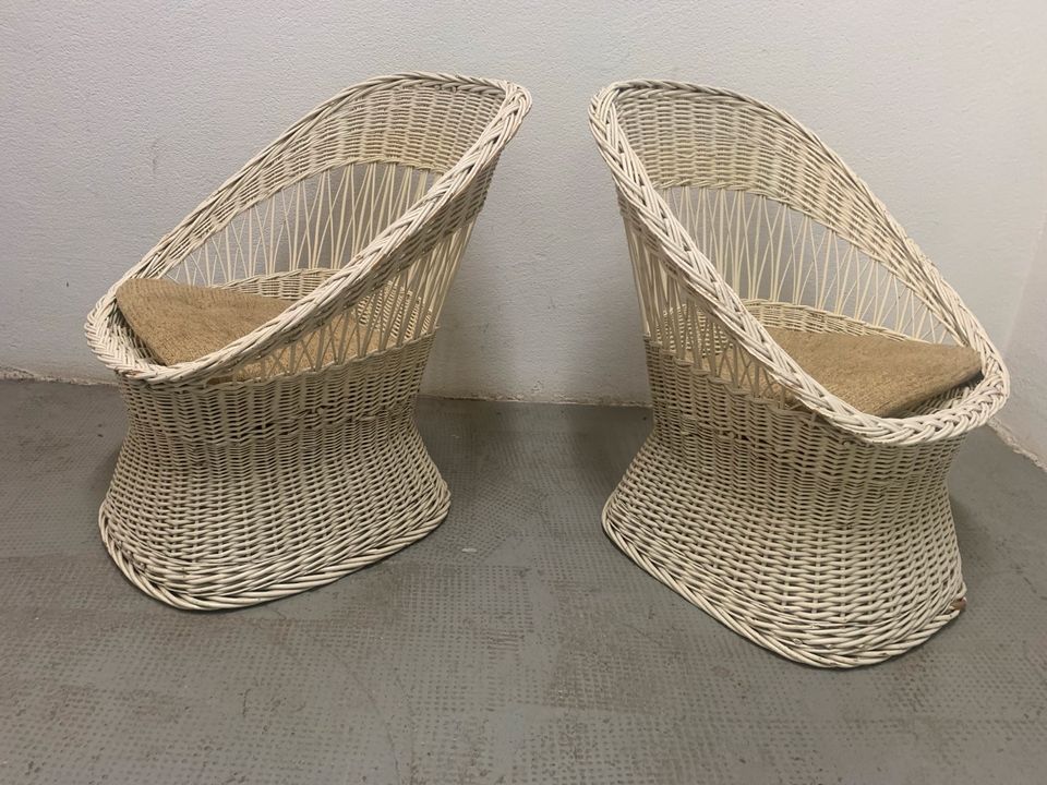 2 weiße Shabby Rattan Korbsessel Mädchen Teenie in Tübingen