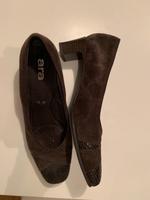 Ara Pumps, Gr 40, Nubukleder, dunkelbraun, neuwertig Hessen - Kassel Vorschau