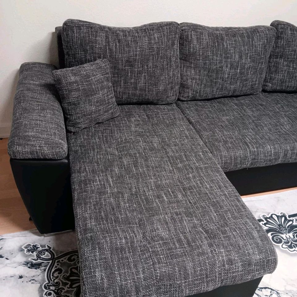 Wohnzimmer sofa in Frankenau