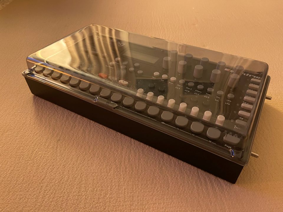 Elektron Analog Four MK I in Köln