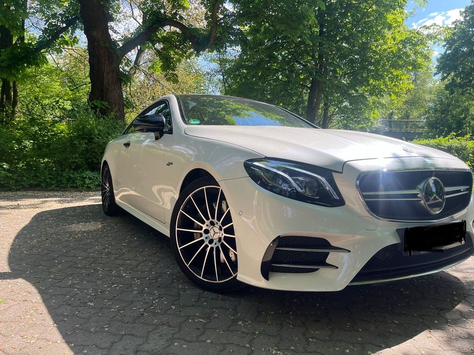 Mercedes-Benz AMG E 53 4M+ Coupé in Hollenstedt