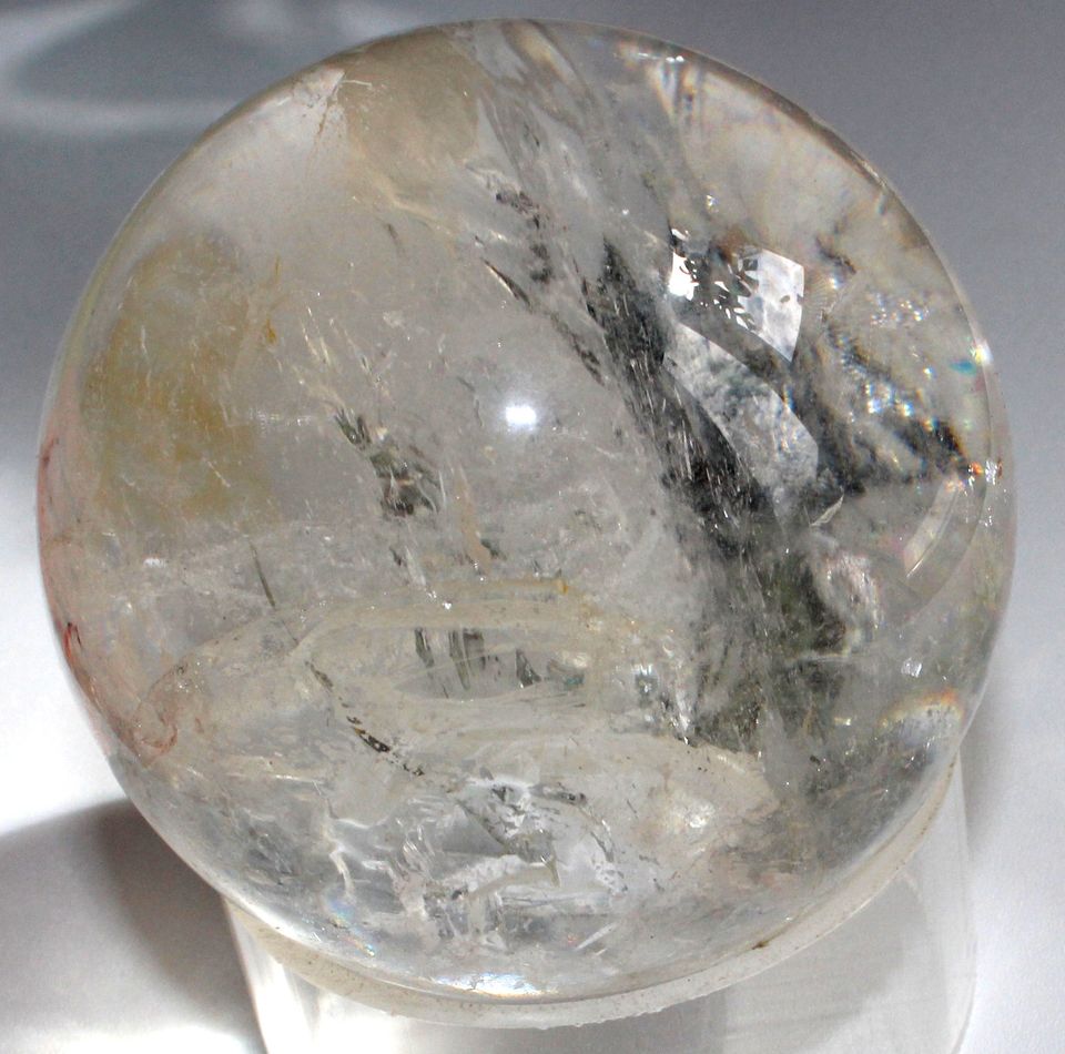 Kugel 7,1cm Bergkristall mit Regenbogen Brasilien 498gr. in Spaichingen