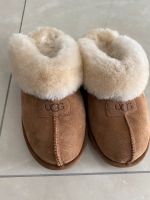 UGG Coquette Slipper Hausschuhe Schuhe Damen Original Hessen - Rüsselsheim Vorschau