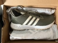 Adidas Sportschuhe Turnschuhe Sneaker dunkelgrün Khaki wie neu Kiel - Schreventeich-Hasseldieksdamm Vorschau