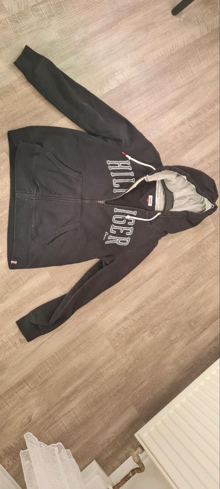 Sweatjacke Tommy Hilfiger Gr. L *Guter Zustand* in Dietzenbach