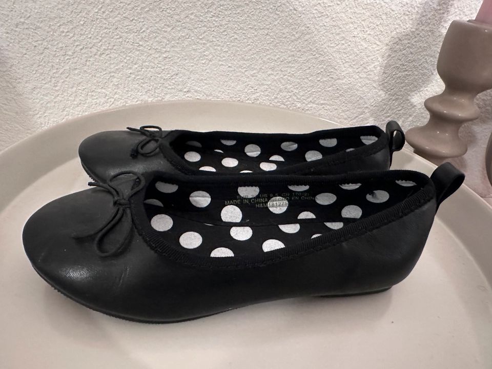 ❤️ schicke Ballerinas Schuhe H&M Hochzeit Kommunion Neu Gr 27 ❤️ in Eppingen