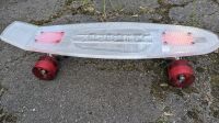 Skateboard 58cm beleuchtet Duisburg - Duisburg-Süd Vorschau