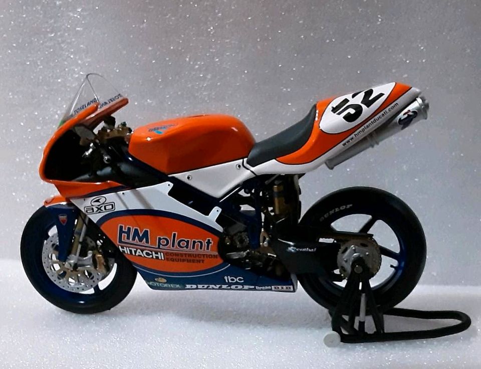 Minichamps 1:12 WSB 2001- 2006 Ducati in Dieburg