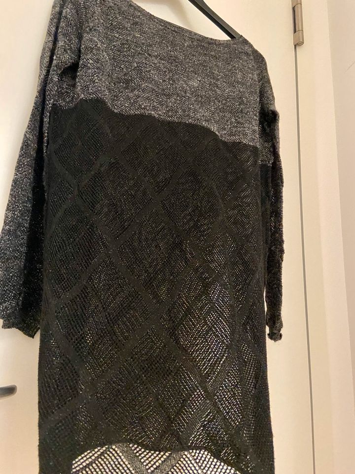 Twinset Strickkleid Pullover in schwarz und Silber, Größe36/S in München