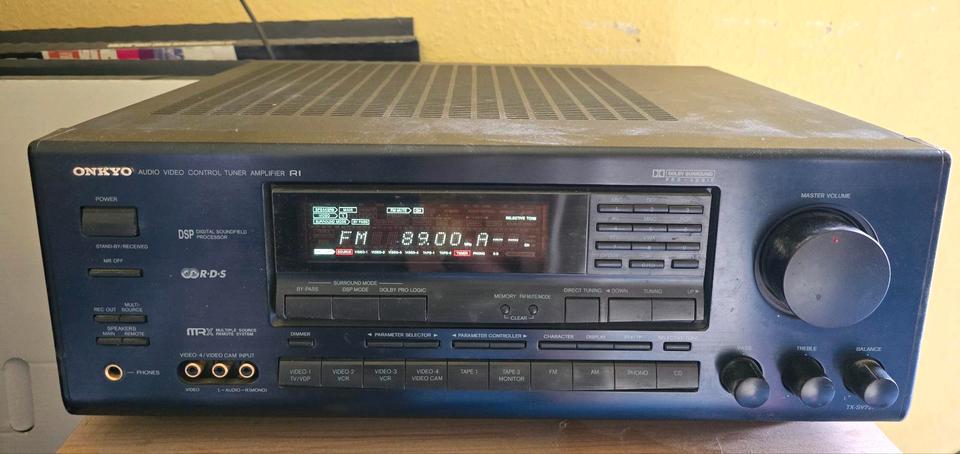 Onkyo TX-SV 727 Dolby Surround DSP Receiver inkl Canton Boxen in Hohenhameln