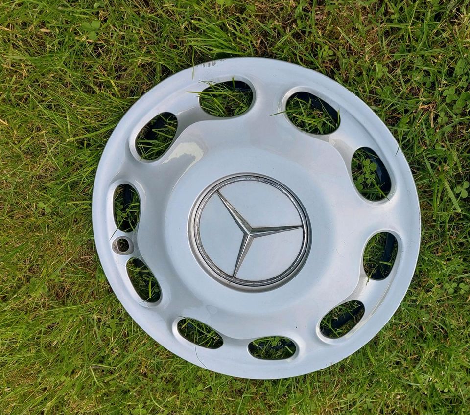 Radkappen Original Mercedes A-Klasse 15 Zoll Radzierblende in Obersulm