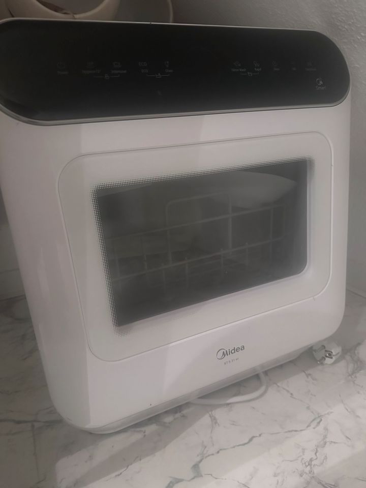 Midea Mini Dishwasher 42 cm Freestanding Table Dishwasher in Osnabrück