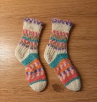 Gestrickte Socken  Gr. 3 - 6 Monate Bayern - Königsberg i. Bayern Vorschau