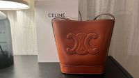Celine Cuir Triomphe Bucket Bag braun glattes Kalbsleder München - Maxvorstadt Vorschau