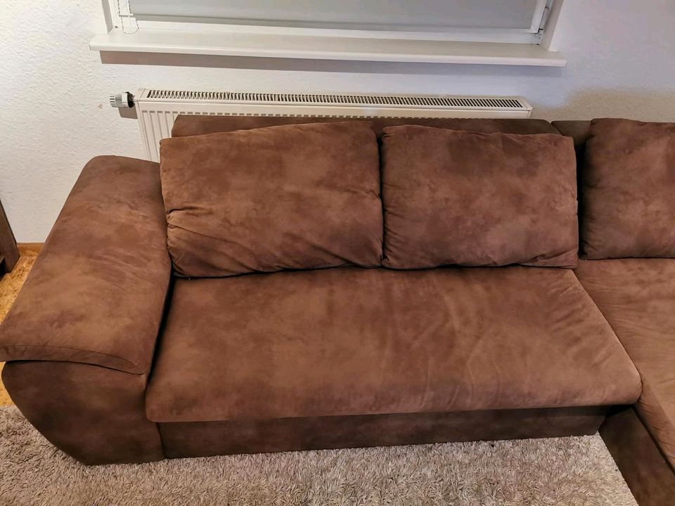 Couch 200 x 260 mit schlaffunktion in Kierspe