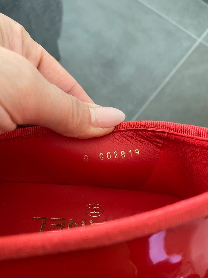 Chanel Ballerina rot schwarz Lack 39,5 Neu in Saarbrücken