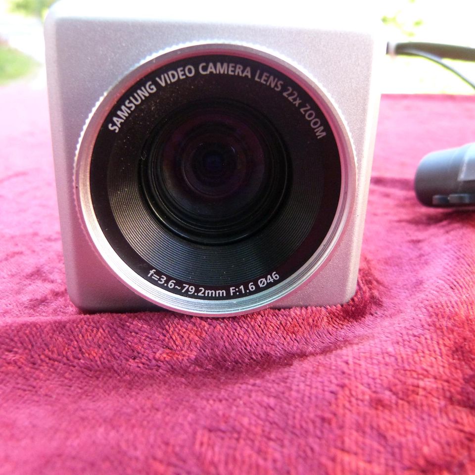 Samsung SCC-C4305P Video ÜW Kamera !! Tag & Nacht Kamera !! in Coburg