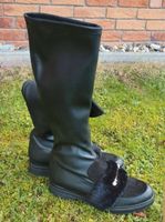 Nagelneue Stiefel von Heine Gr.38 mit Perlenspange Hessen - Kaufungen Vorschau