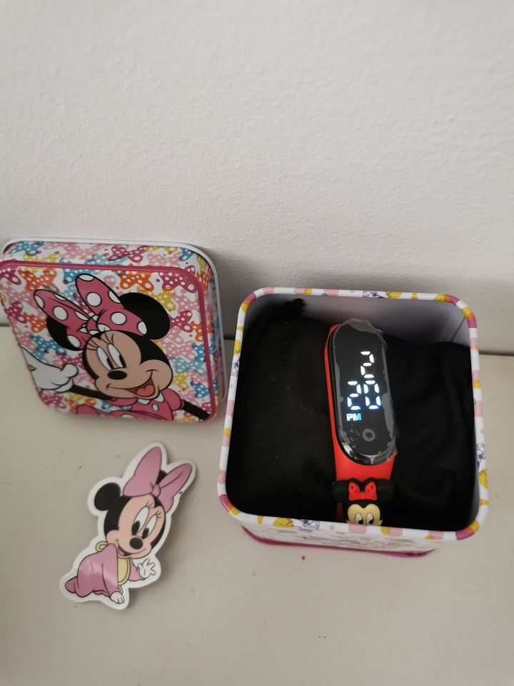 Disney Minnie Maus Uhr - Kinder - Armbanduhr mit Box NEU Geschenk in Solingen