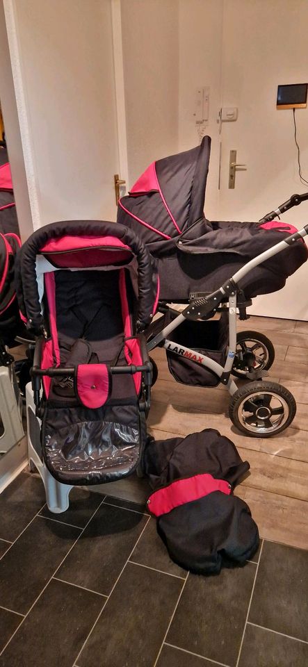 Kinderwagen mit babywanne Set Pink Mädchen  Wie neue!  Zweiseitig in Berlin