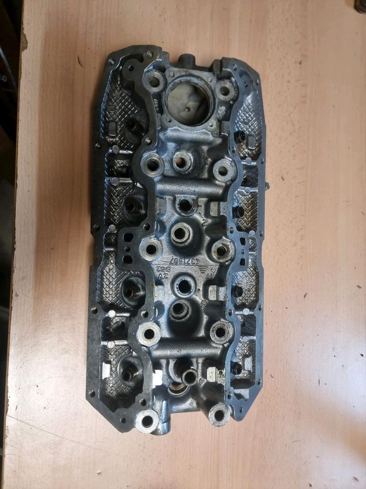 Zylinderkopf Fiat Lancia 2.0 DOHC in Wüstenrot