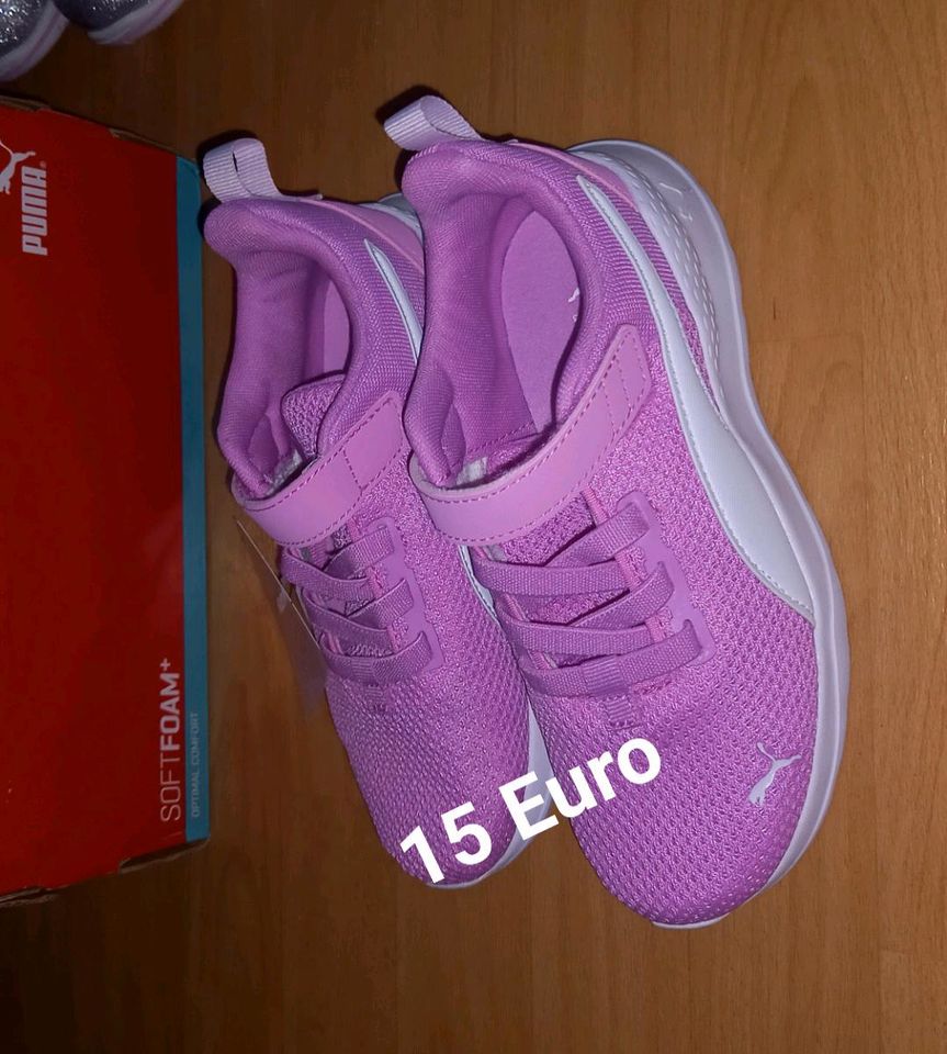 Mädchen Schuhe Neu ab gr.31  je 15 Euro in Berlin