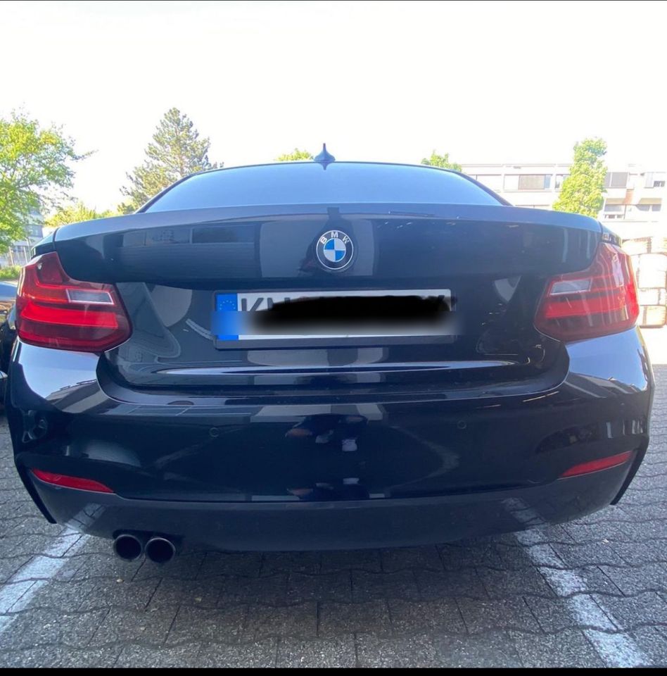 BMW 220i Coupé M Sport in Konstanz