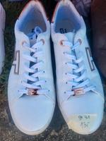 Tom Tailor weiße Sneaker gr 41 Hessen - Neustadt Vorschau