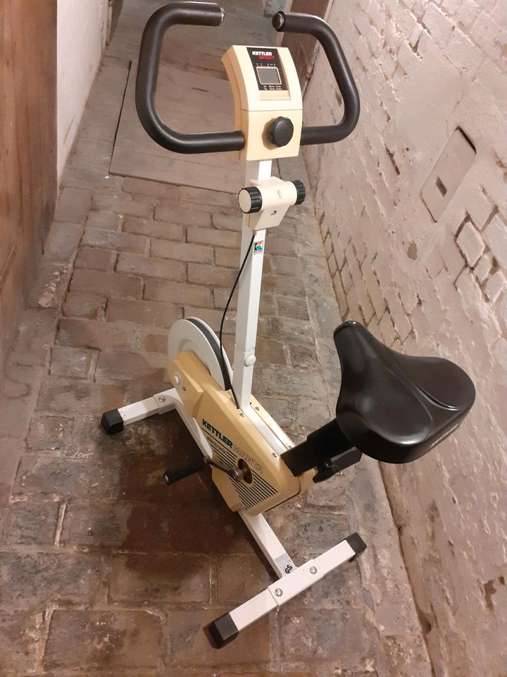 Ergometer Crosstrainer KETTLER in Braunschweig