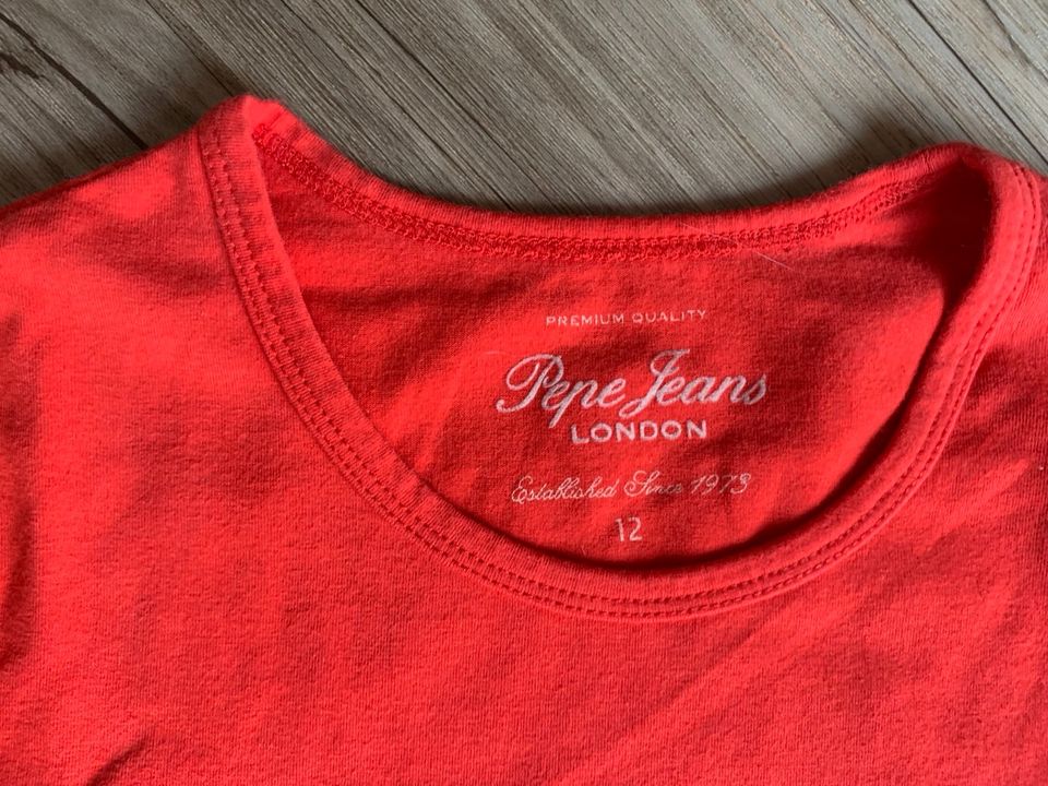 Shirt von Pepe Jeans Größe 12 Neu Langarm-Shirt in Bedburg-Hau