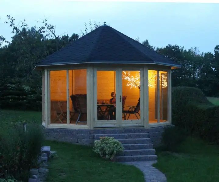 Pavillon Modell Rügen mit zwei Fenstern Gartenhaus Gartenpavillon in Bad Kissingen