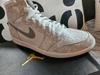 Air Jordans 1 retro high og laser gr.49,5 Neu Bayern - Stephanskirchen Vorschau