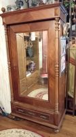 Kleiderschrank antik mit Spiegel zu verkaufen Hessen - Rodgau Vorschau