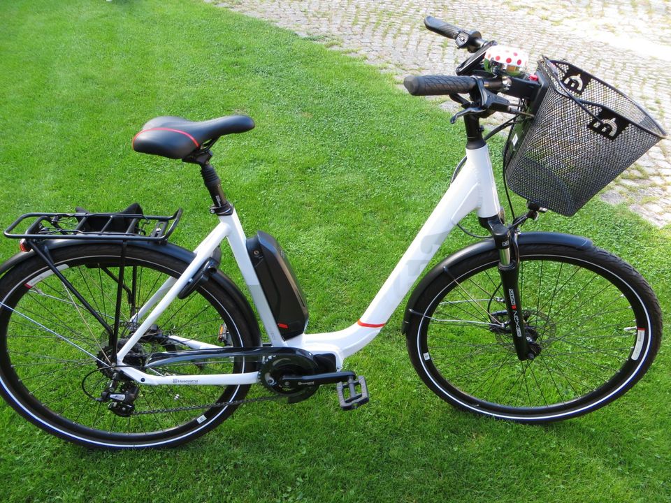 ELEKTROFAHRRAD HUSQVARNA CITYBIKE 28´´ in Halbendorf