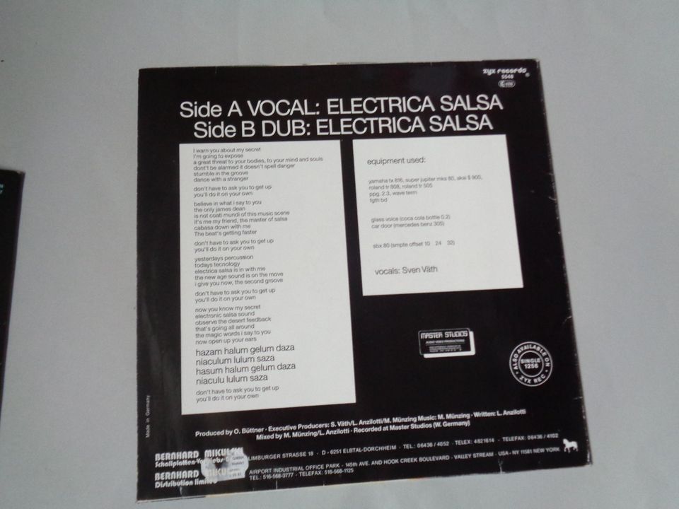 LP Vinyl Off Electrica Salsa Maxi-Single gebraucht in München