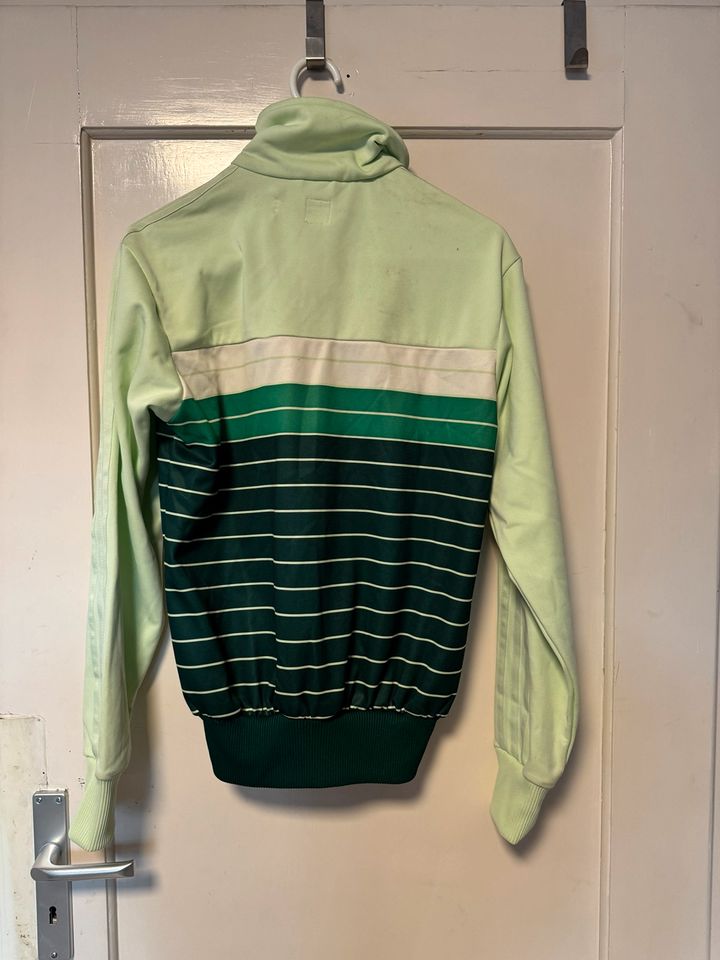 Adidas Jacke Größe S Court Striped T NEU in Villingen-Schwenningen