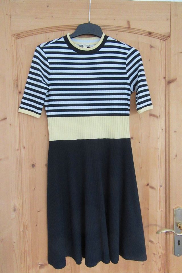 Kleid von EDC, Gr. in Leimen