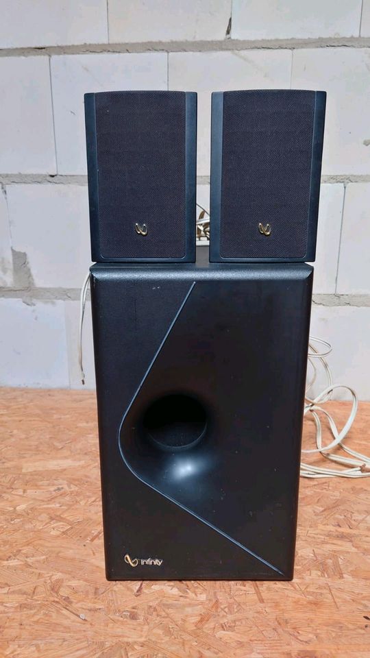 Infinity Lautsprecher und Subwoofer in Bramsche