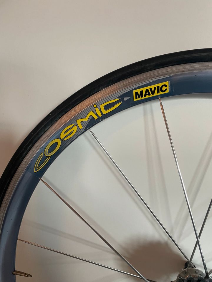 Mavic Cosmic Laufradsatz 28" in Herbstein