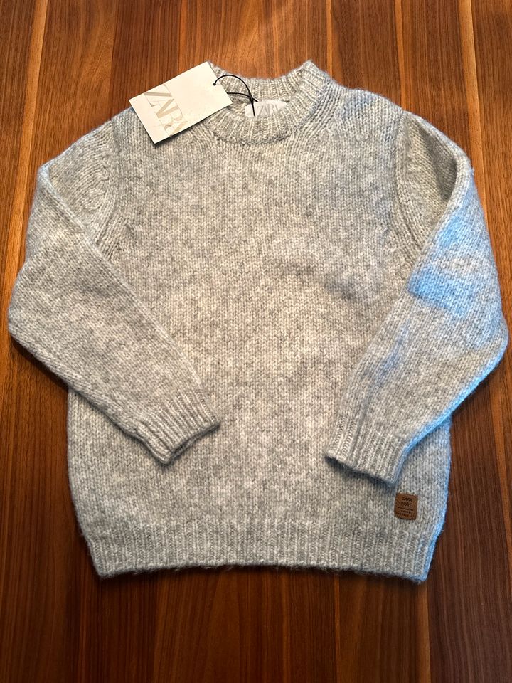 Zara Pullover Gr.122 in Bremen