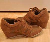 Sneaker mit Keilabsatz Berlin - Spandau Vorschau