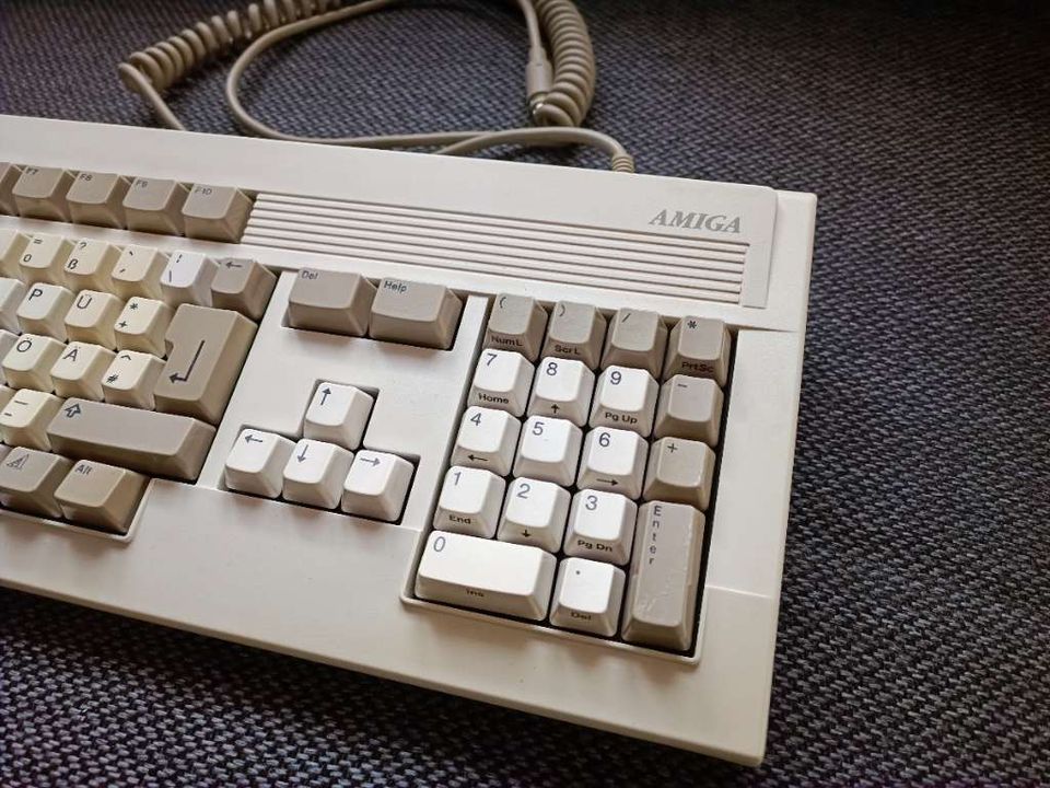 Commodore Amiga 4000 Tastatur - 4000D , 4000T in Passau