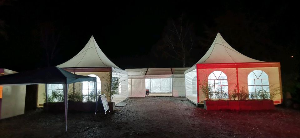 Pagodenzelt 5x5 Meter mieten Partyzelt, Spitzdachzelt Pagode in Herten