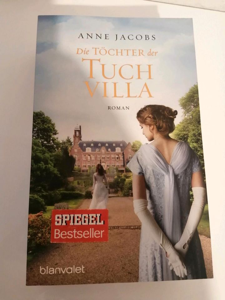 Buch die Töchter der Tuch Villa in Grevenbroich