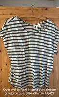 T Shirt grau/grün gestreift Kreis Ostholstein - Lensahn Vorschau