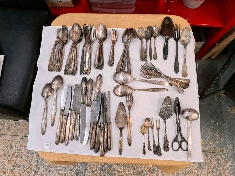 Diverse Silber Besteck Antik H 100, Bsf 800 gemischt in Mitte - Wedding |  Kunst und Antiquitäten gebraucht kaufen | eBay Kleinanzeigen ist jetzt  Kleinanzeigen